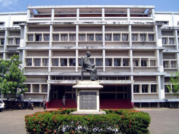 Universidad de Sri Jayewardenepura