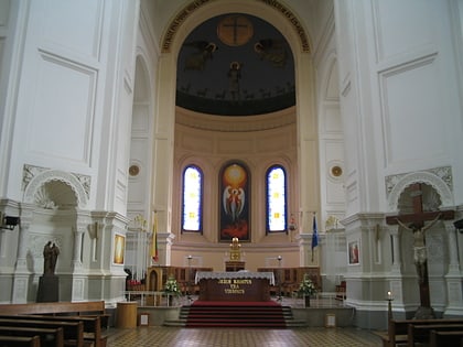 iglesia de san miguel arcangel kaunas