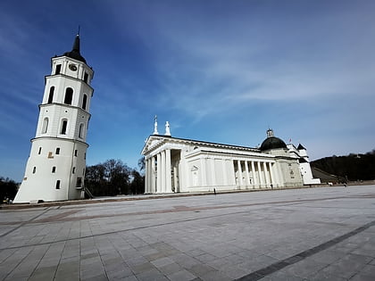 plaza de la catedral vilna