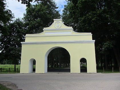 Bartkuškis Manor