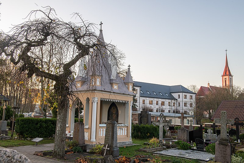 Jurgis Ambroziejus Pabrėža grave chapel