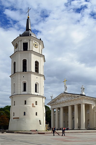 Bazylika archikatedralna św. Stanisława Biskupa i św. Władysława