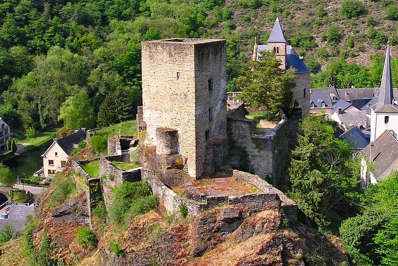 esch sur sure castle