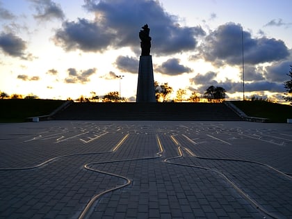 monument to the sailors and fishermen perished in the sea lipawa