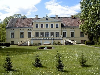 valdeki manor
