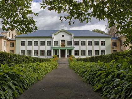 Malnava Manor