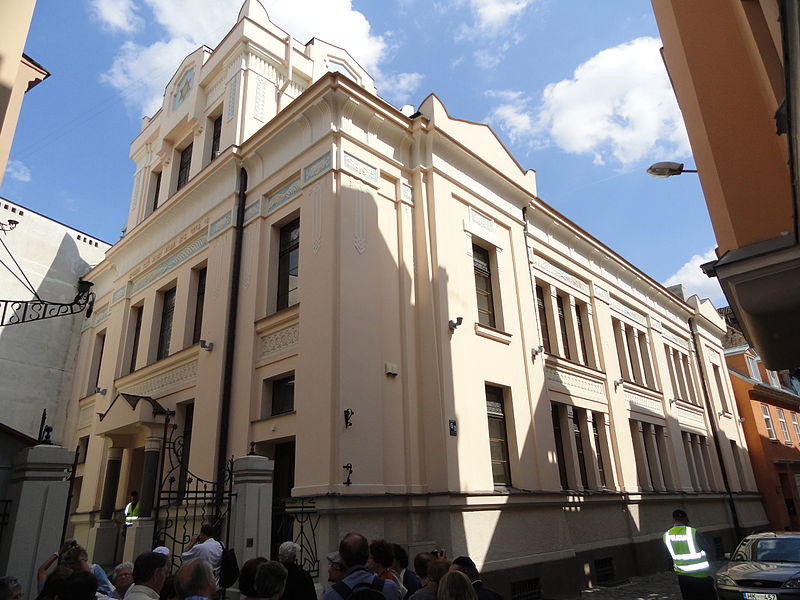 Peitav Synagogue