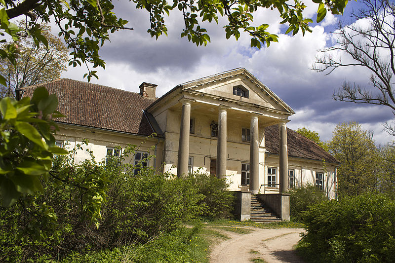 Padure Manor