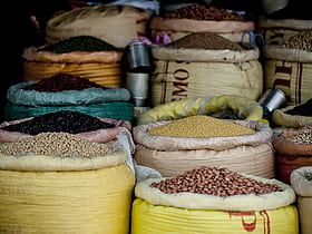 bayinnaung market rangoun