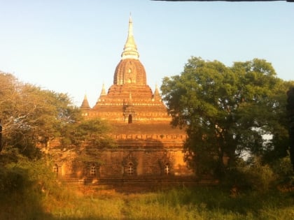 Nagayon Hpaya temple