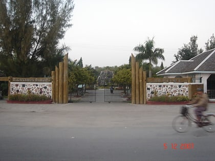 jardin zoologico yadanabon mandalay