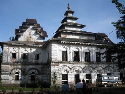 shwezedi monastery sittwe