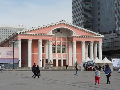 teatro de opera y ballet de mongolia ulan bator
