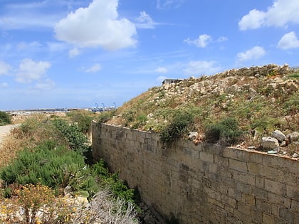fort benghisa malta island
