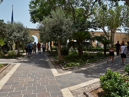 upper barrakka gardens valletta