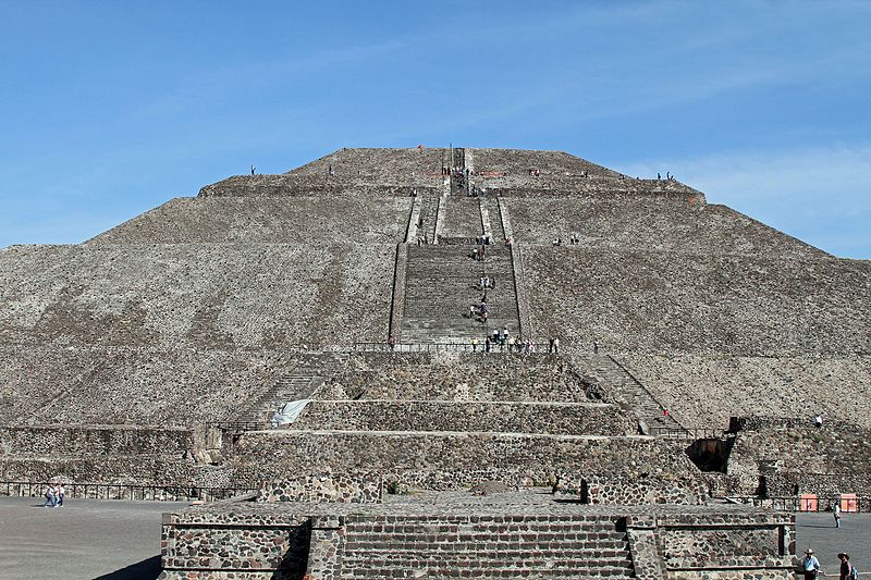 Pyramide du Soleil