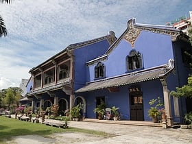 cheong fatt tze mansion george town