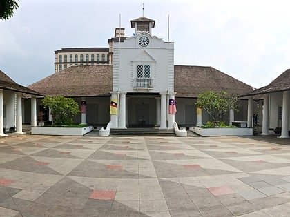 kuching old courthouse