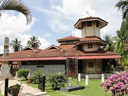 pasir salak historical complex