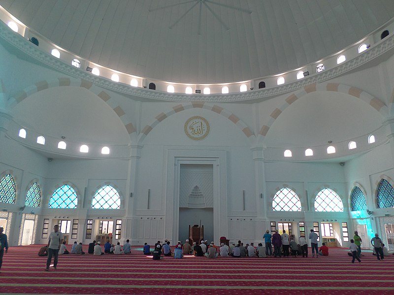 Sultan Iskandar Mosque