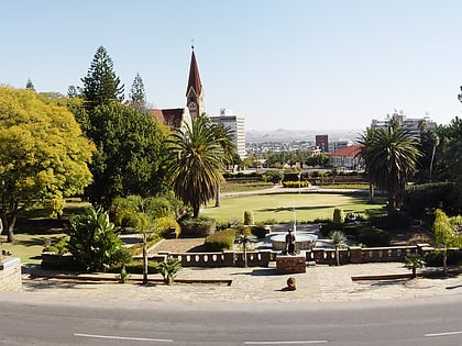 jardines del parlamento windhoek