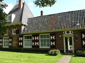 Hofje van Willem Heythuijsen