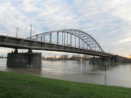 Most Johna Frosta