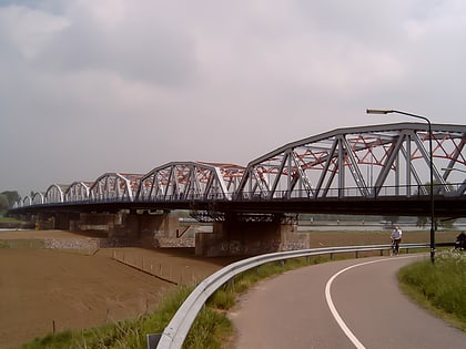 John S. Thompsonbrug