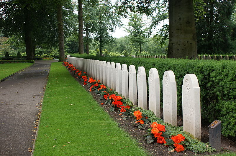 Military War Cemetery Grebbeberg