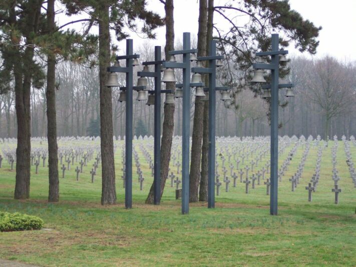 Ysselsteyn German war cemetery