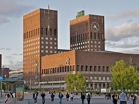 Hôtel de ville d'Oslo