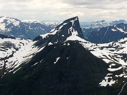 sunnmorsalpane hjorundfjord