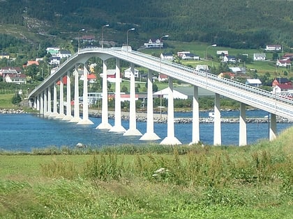 Nerlandsøy Bridge