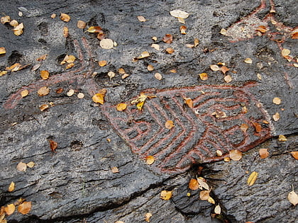 Rock carvings at Tennes