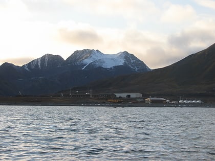 polska stacja polarna park narodowy sor spitsbergen