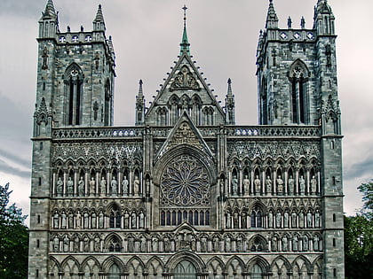nidaros cathedral west front trondheim