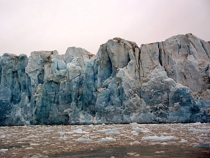 Kongsvegen glacier