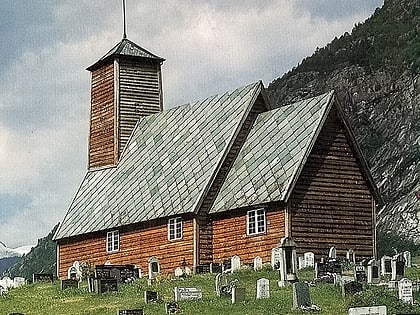 old gaupne church luster