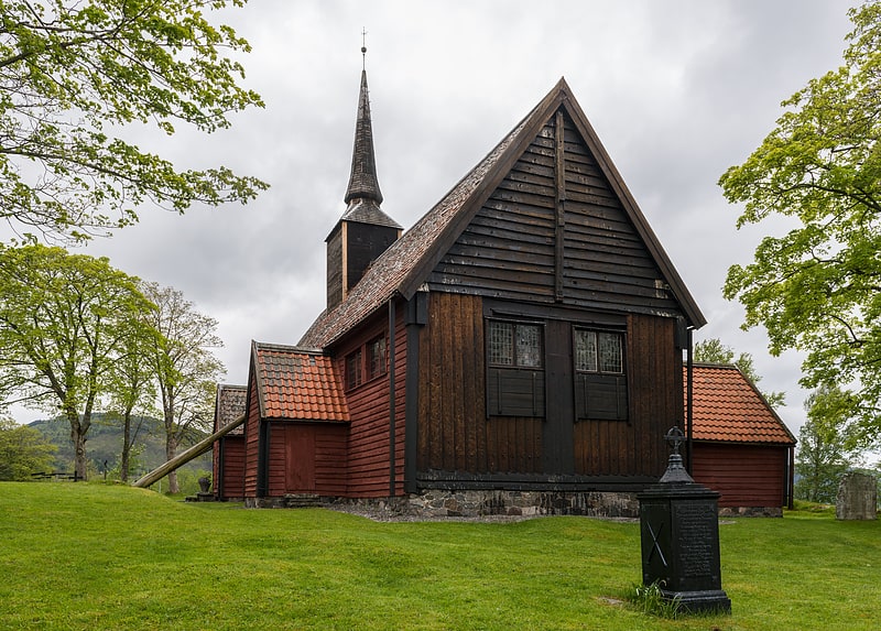 iglesia de madera de kvernes averoy