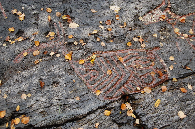rock carvings at tennes balsfjord