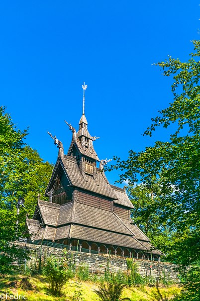 Iglesia de madera de Fortun