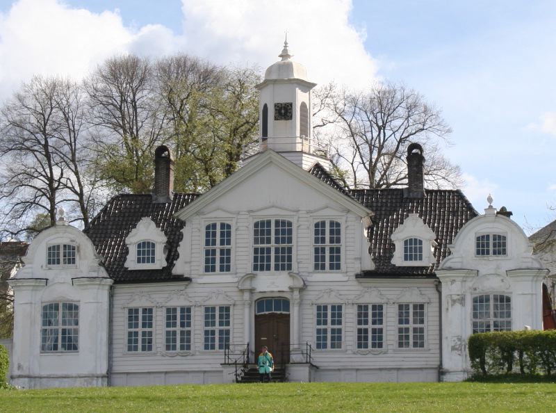 Damsgård Manor