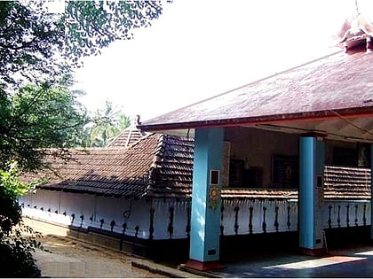 pananchery mudikkode shiva temple dharan