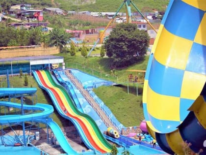 Whoopee Land Amusement and Water Park: Chobhar