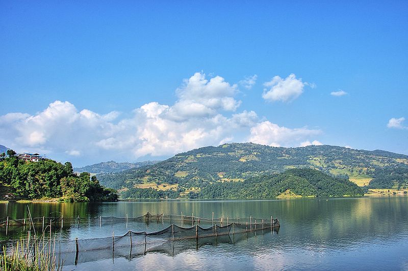 Lago Begnas