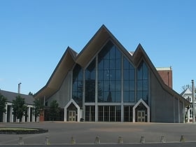 catedral de la santisima trinidad auckland