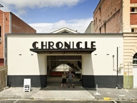 chronicle glass studio and gallery whanganui