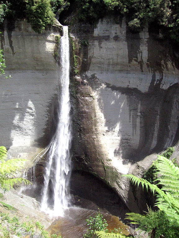 mount damper falls tahora