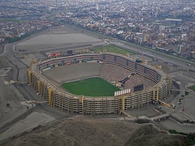 estadio monumental lima