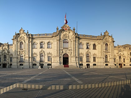 palacio de gobierno del peru lima